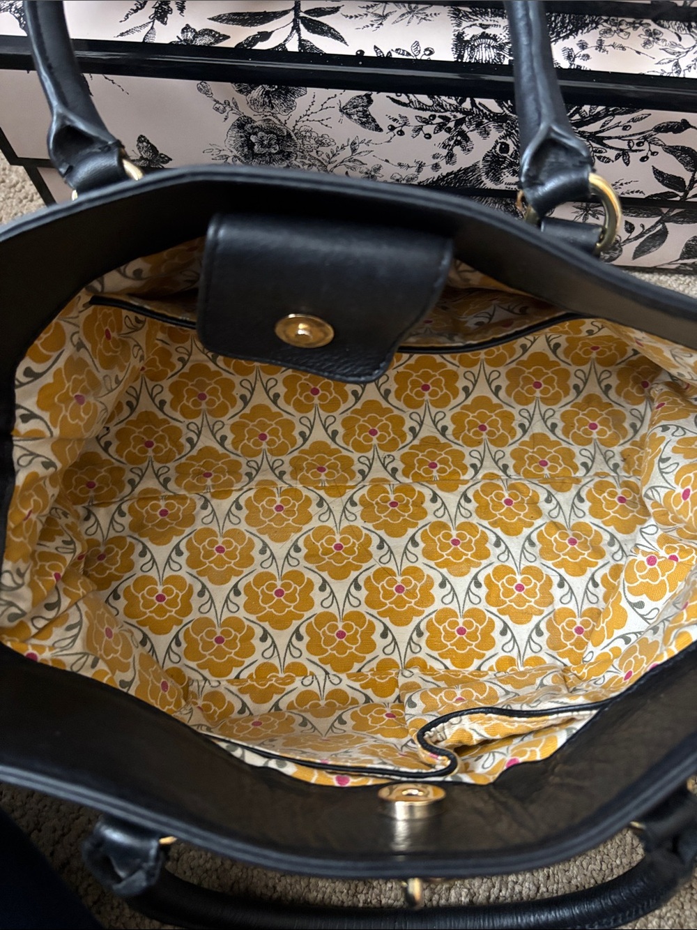 ⭐️Final Markdown⭐️Emma Fox Black Leather Shoulder Bag with Gold Hardware - Picture 7 of 12